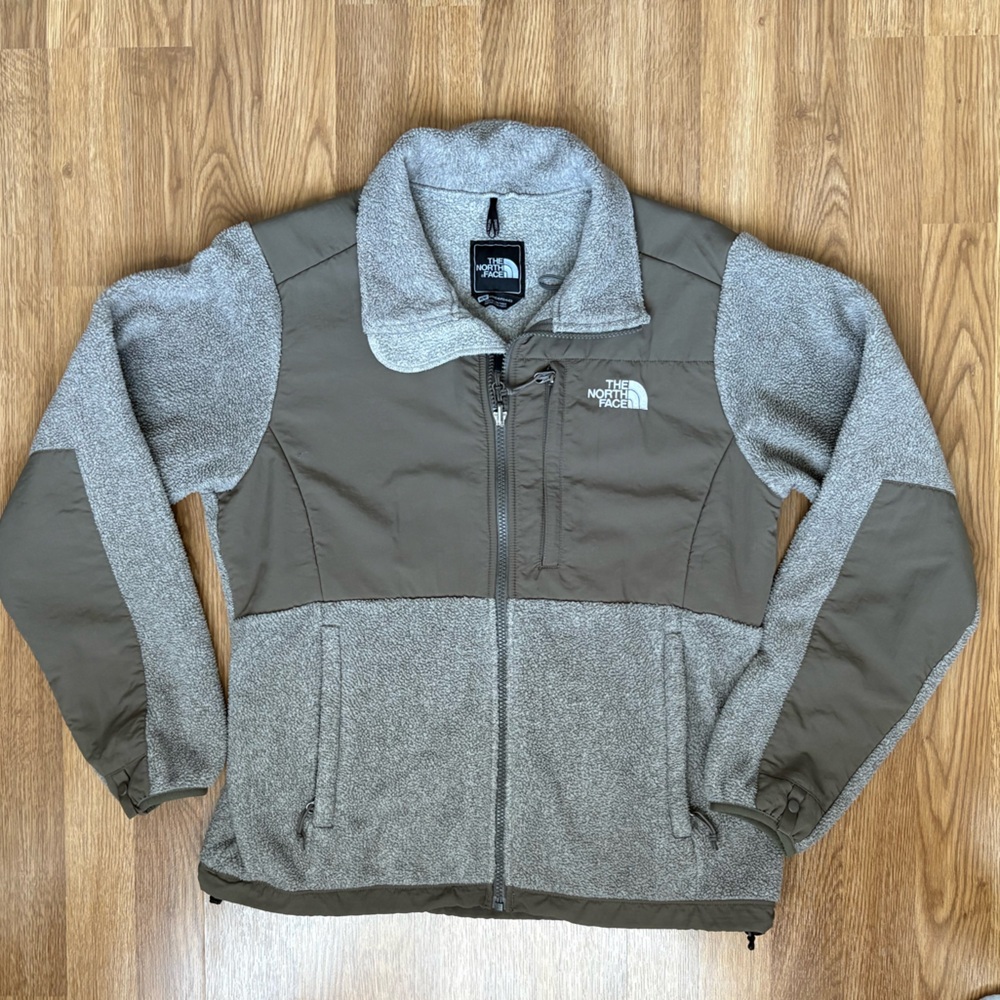 The North Face Light Brown/Gray Polartec Soft Fleece